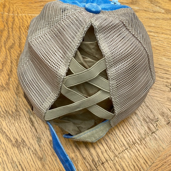 C.C BEANIE BLUE DISTRESSED CRISS CROSSED PONYTAIL BASEBALL CAP, WOMEN, ADULT - Picture 4 of 11